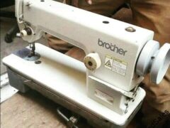 Industrial straight sewing machine