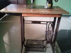 Fairly used Singer sewing machine for sale