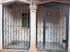 A room and parlour self contain for rent at obe sapele road